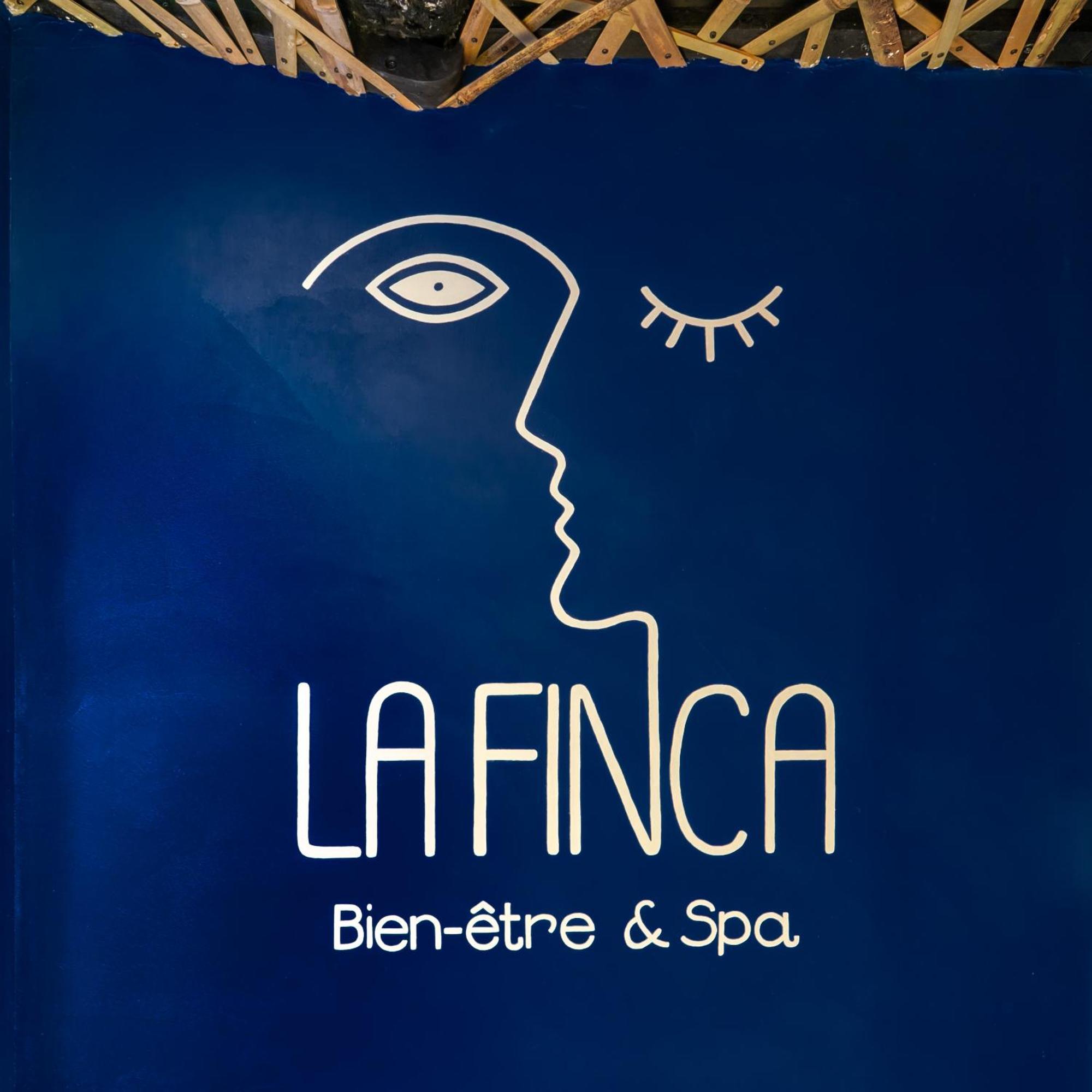 La Finca París Exterior foto